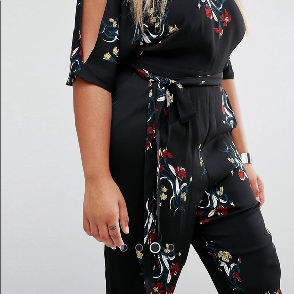 River Island | Cold Shoulder Floral Jumpsuit - Picture 5 of 11